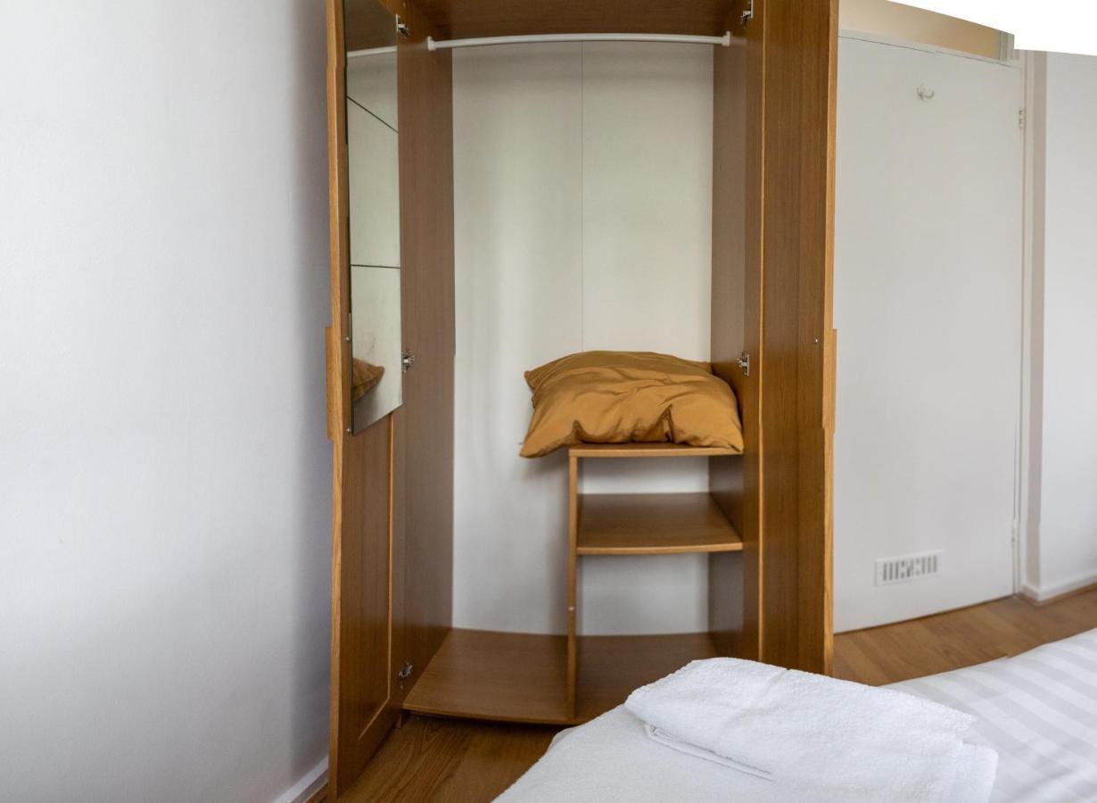 London - 4 Bed - Sleeps 8 - Garden - Pet Friendly Villa Екстериор снимка