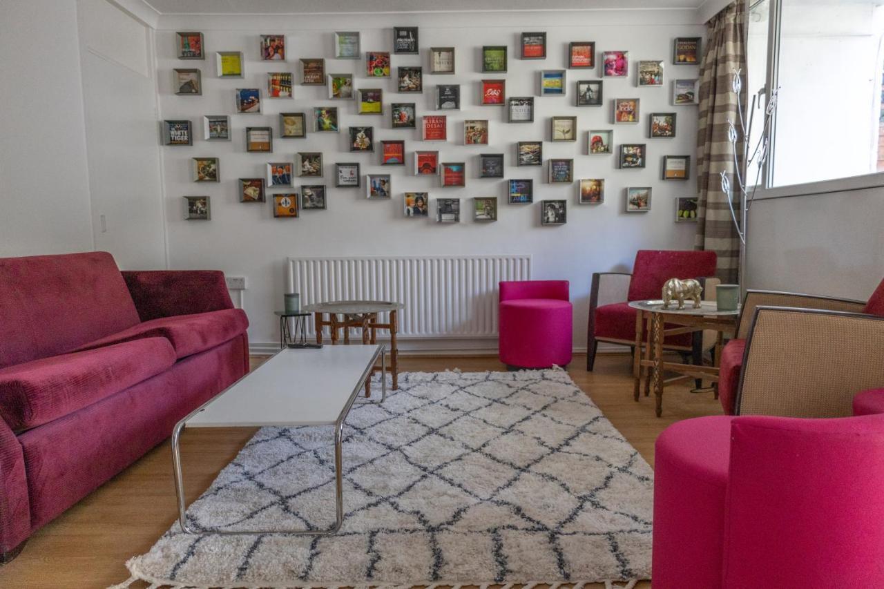 London - 4 Bed - Sleeps 8 - Garden - Pet Friendly Villa Екстериор снимка